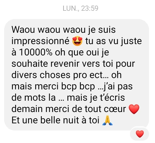 Capture originale anonymisée d’un retour Messenger après lecture intuitive. Transcription disponible juste après.